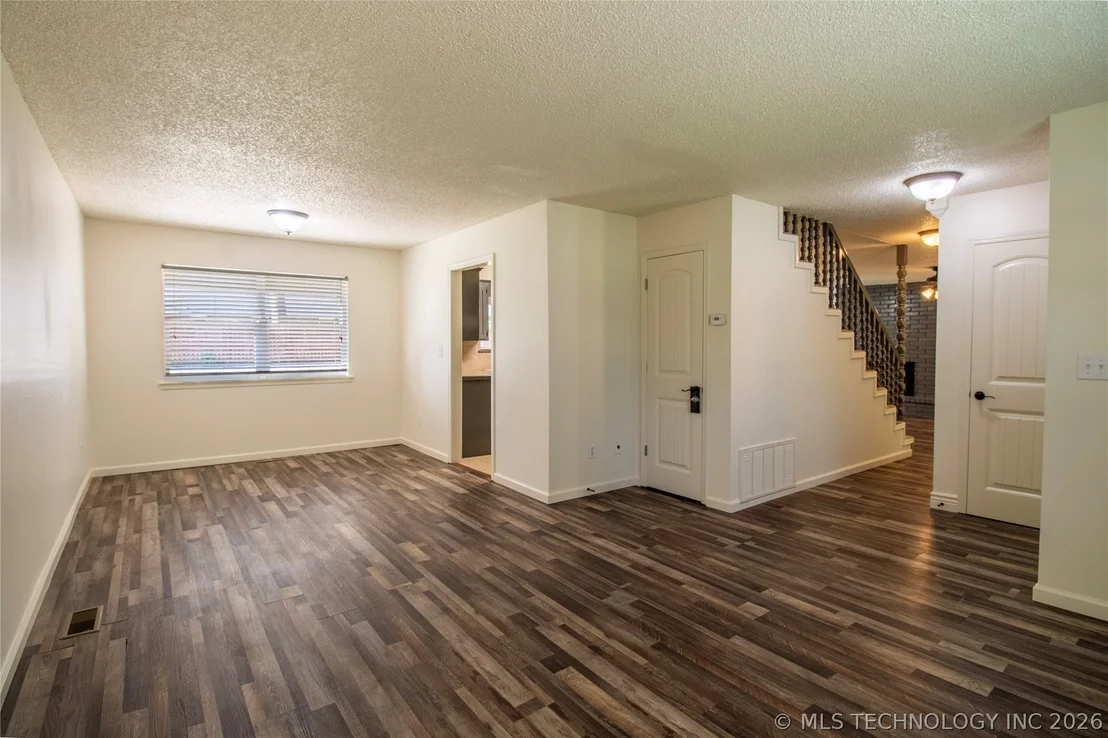 Photo of 3000 Tull Place