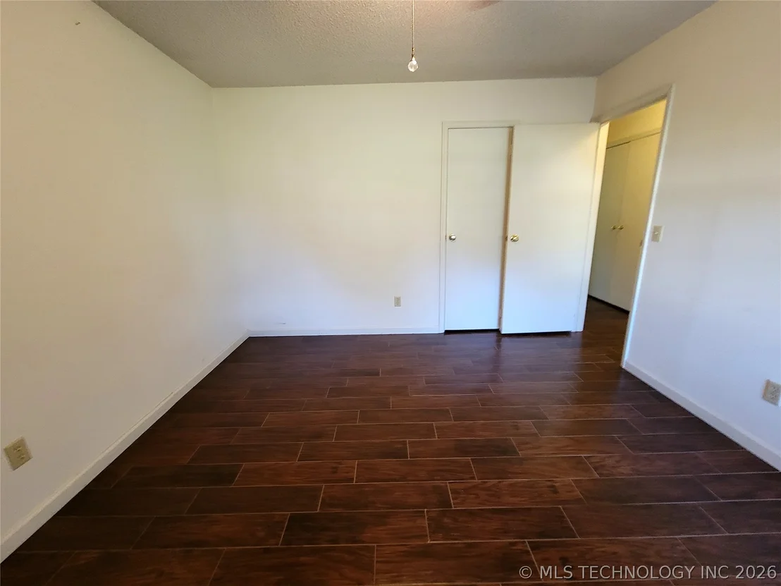Photo of 112 Meadowlark Road