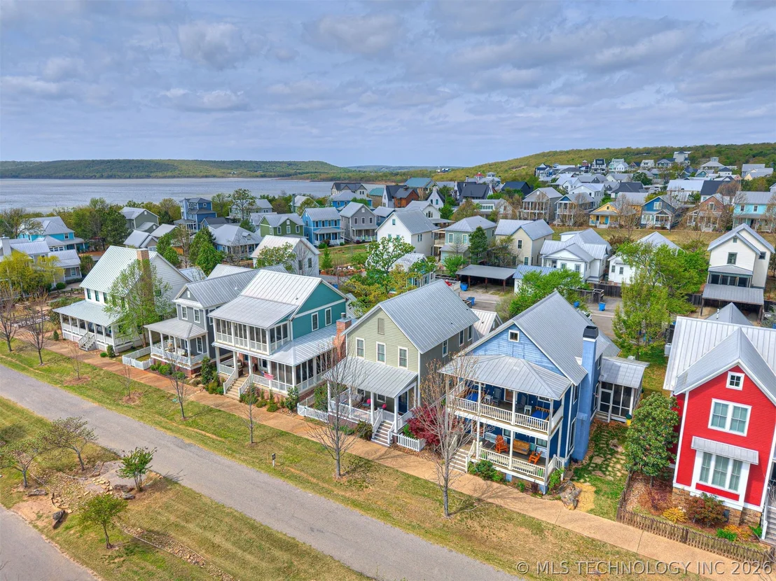 Photo of 25 Boulevard