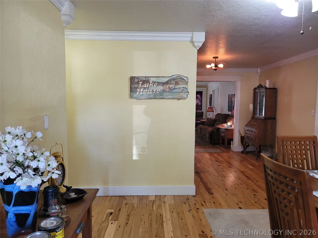 Photo of 416036 La Vista Drive