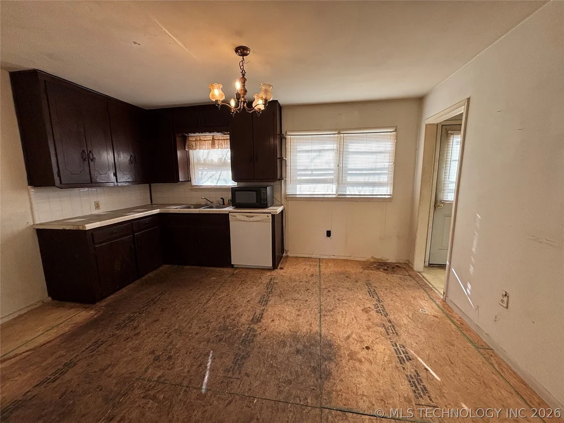 Photo of 902 Roosevelt
