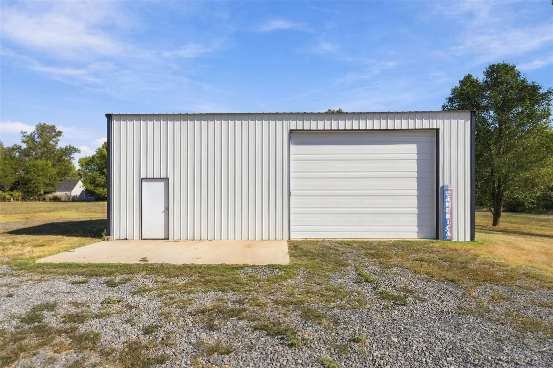 Photo of 615 Jonathan Place