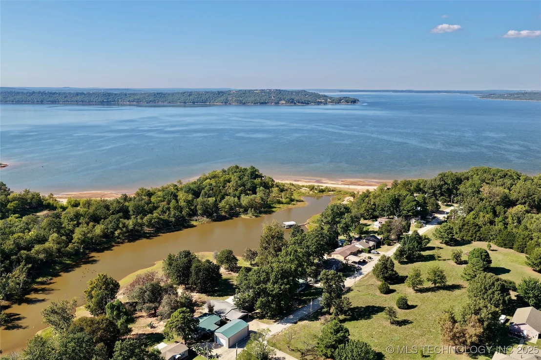 Photo of 87 Hickory Lane