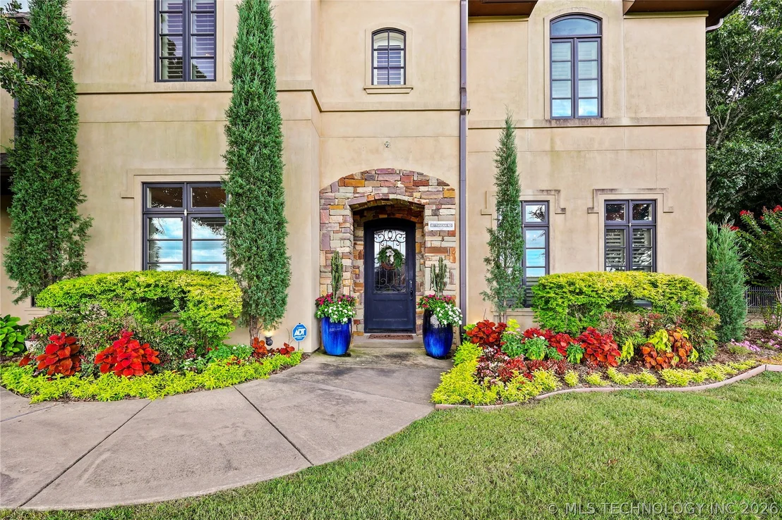 Photo of 87 Tuscan Road
