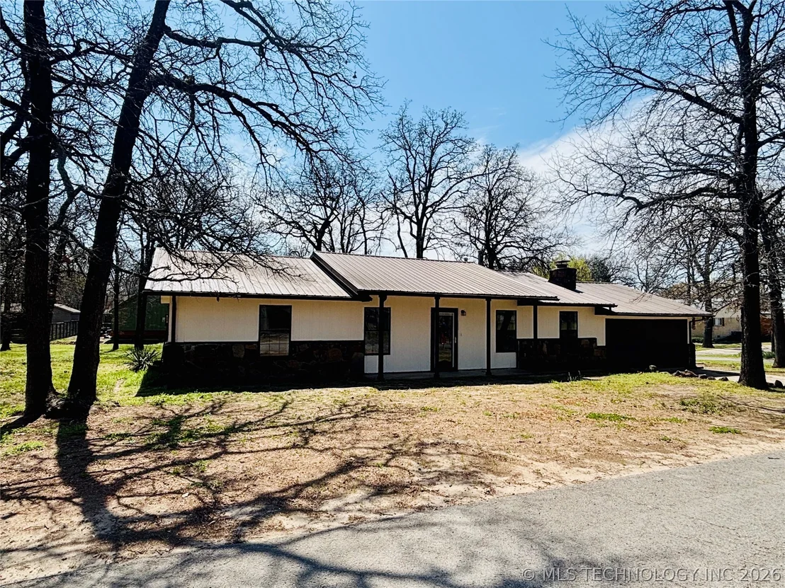 Photo of 417308 Bridgeport Road