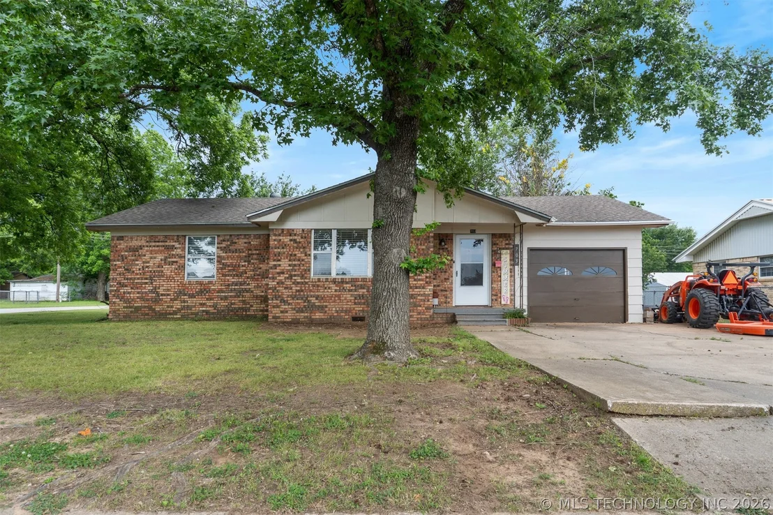 Photo of 703 McCarley
