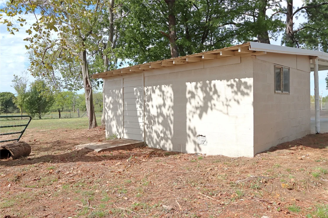 Photo of 8441 Old Taft Road