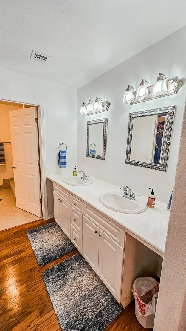 Photo of 12 Granite Circle