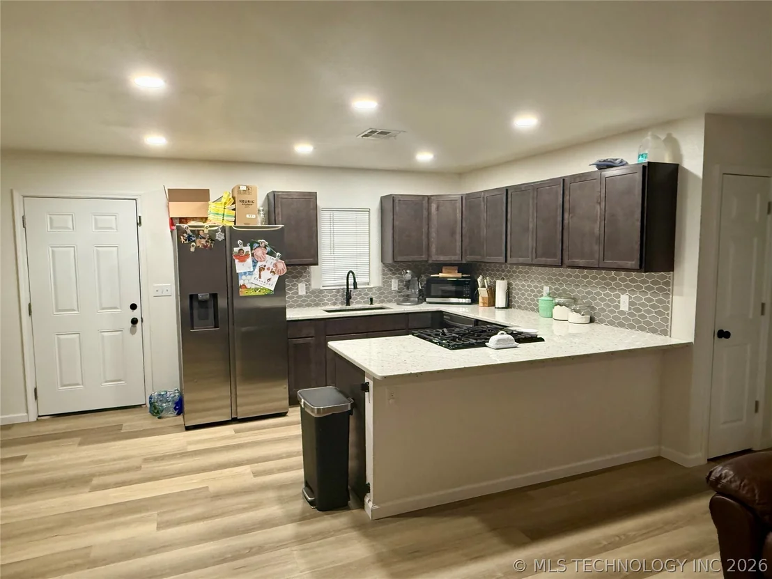 Photo of 989 Sequoyah Drive