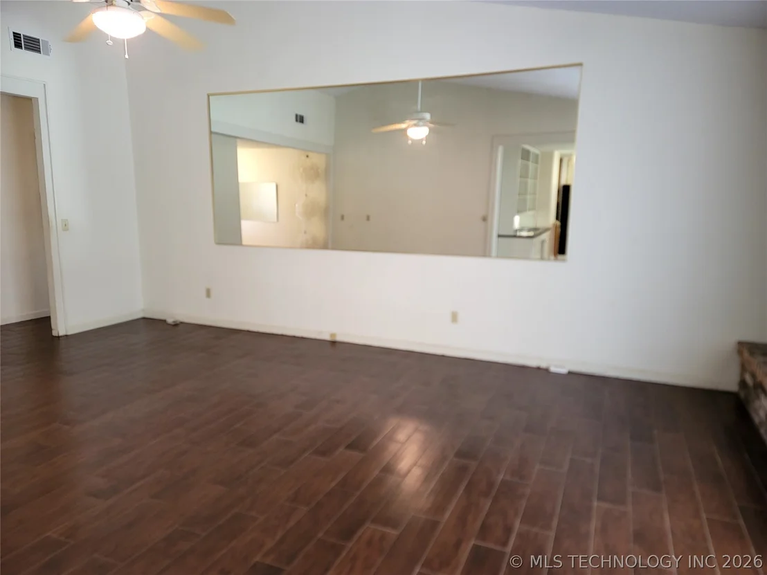 Photo of 112 Meadowlark Road