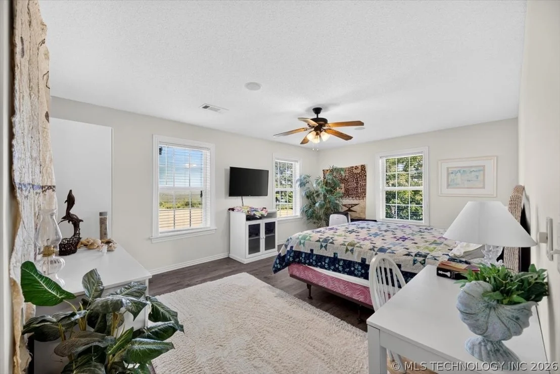 Photo of 34479 Cooper Road