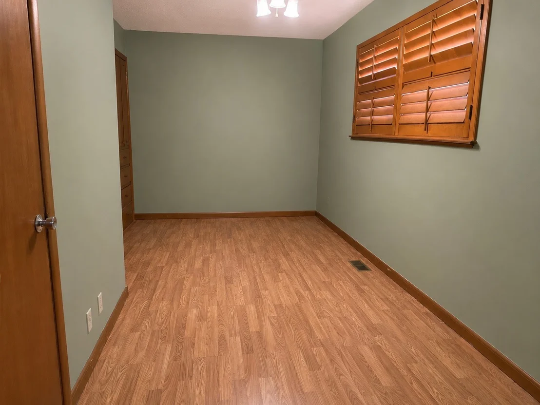 Photo of 1908 Lakeview Drive