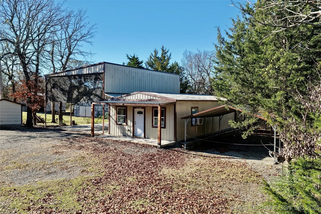 Photo of 233 Betty Road