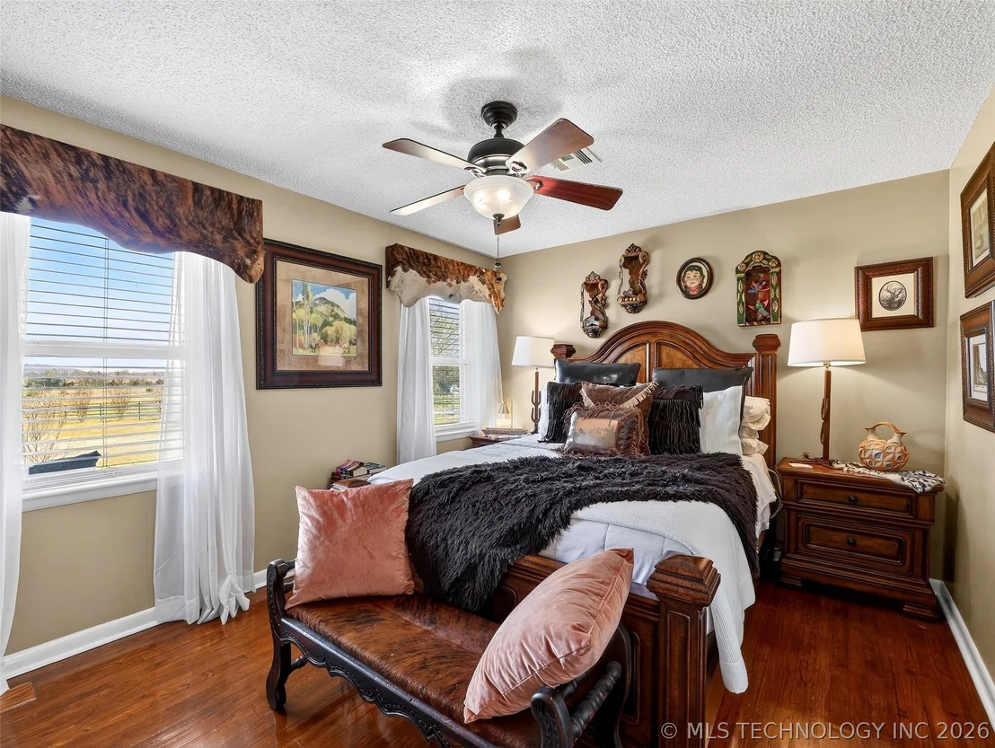 Photo of 21185 E Highway 9