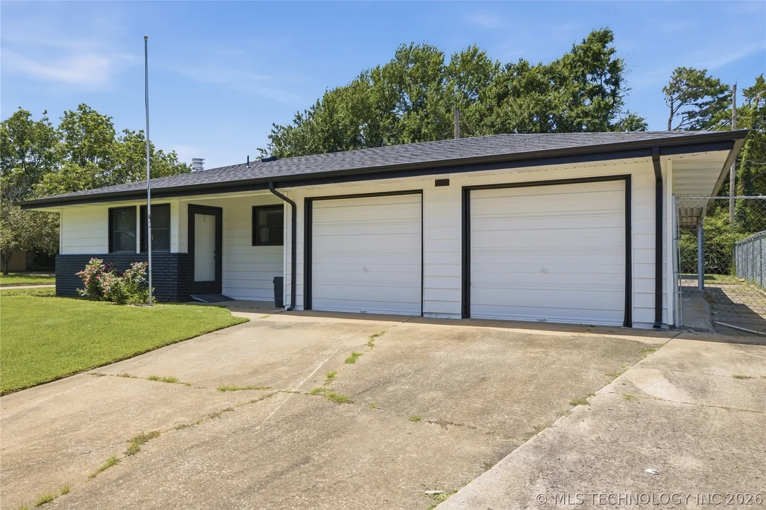 Photo of 501 Warwick Drive