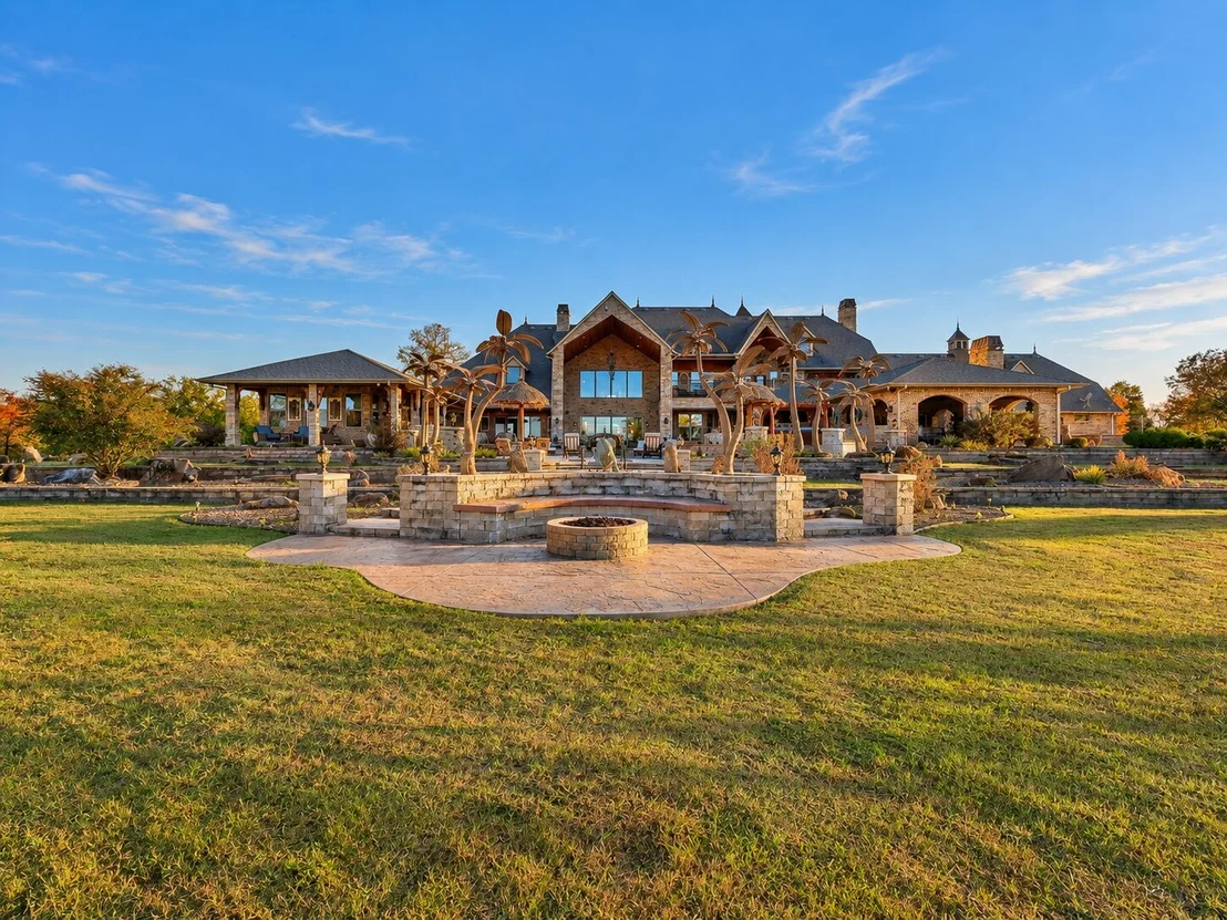 Photo of 414498 E 1170 Road
