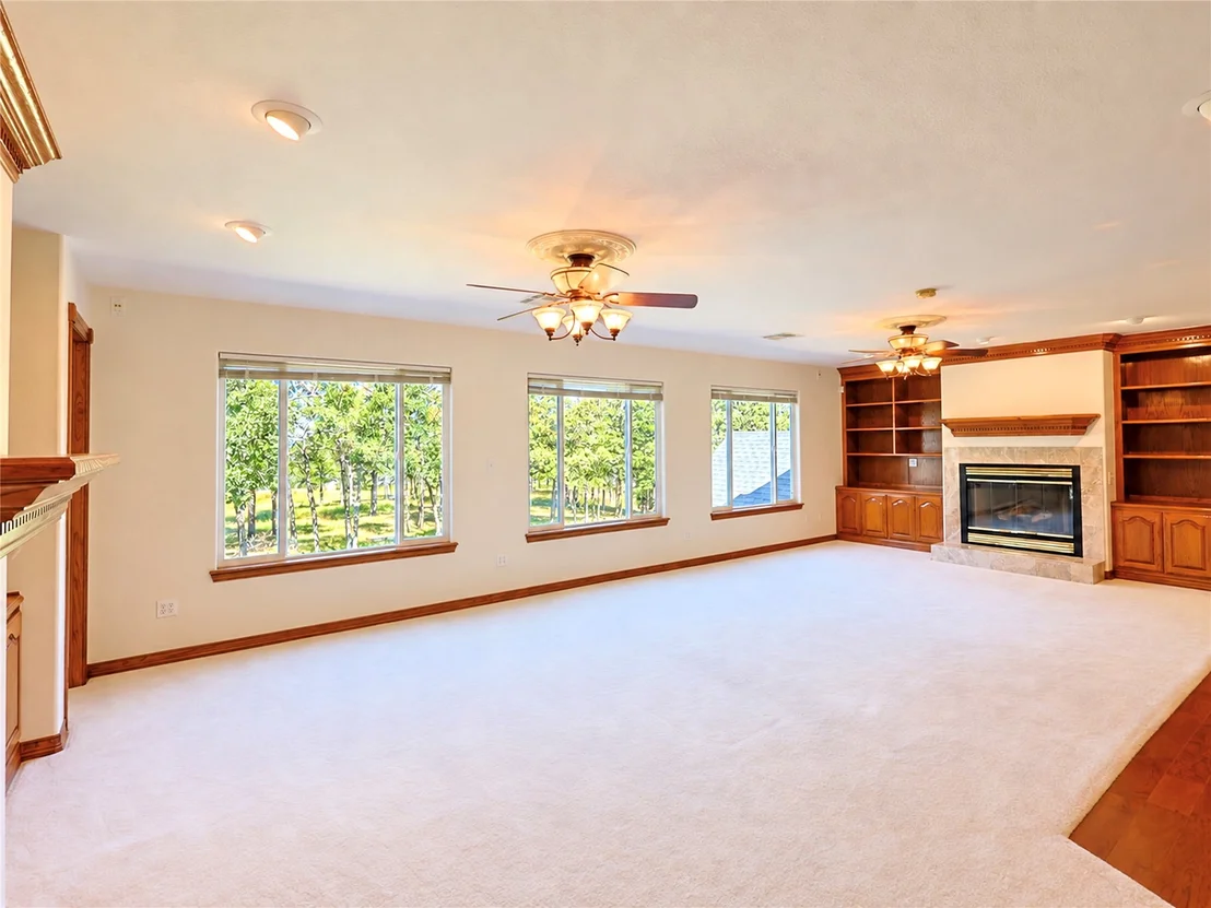 Photo of 25 E Shoreline Drive