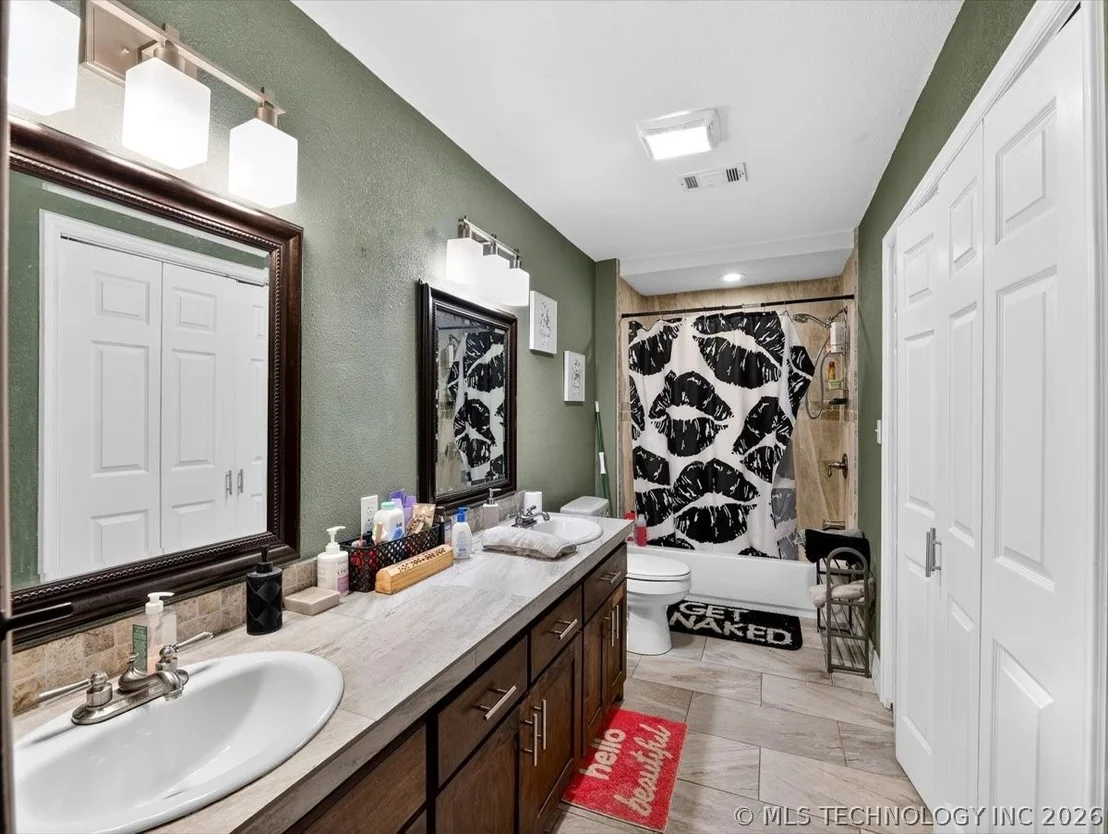 Photo of 602 Martindale Lane