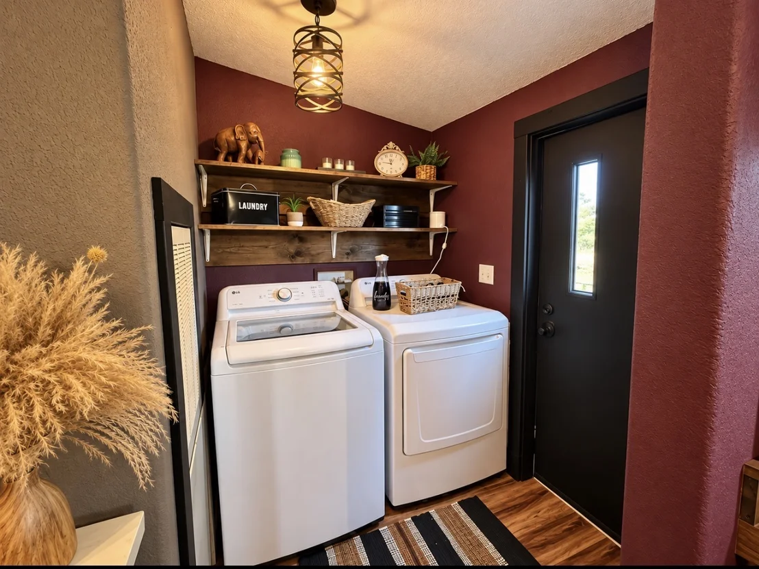 Photo of 10549 W Perry Road