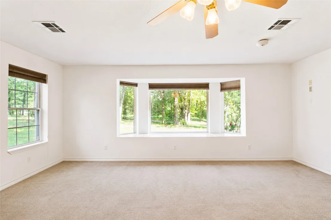 Photo of 3260 Howard Road