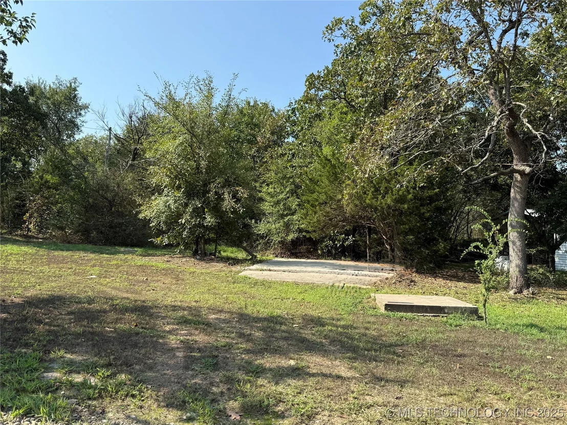 Photo of 319 Lake Drive