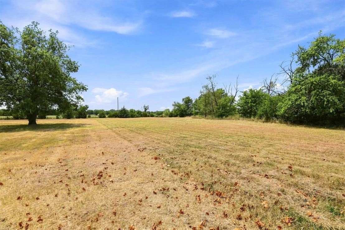 Photo of 37472 State Road 78