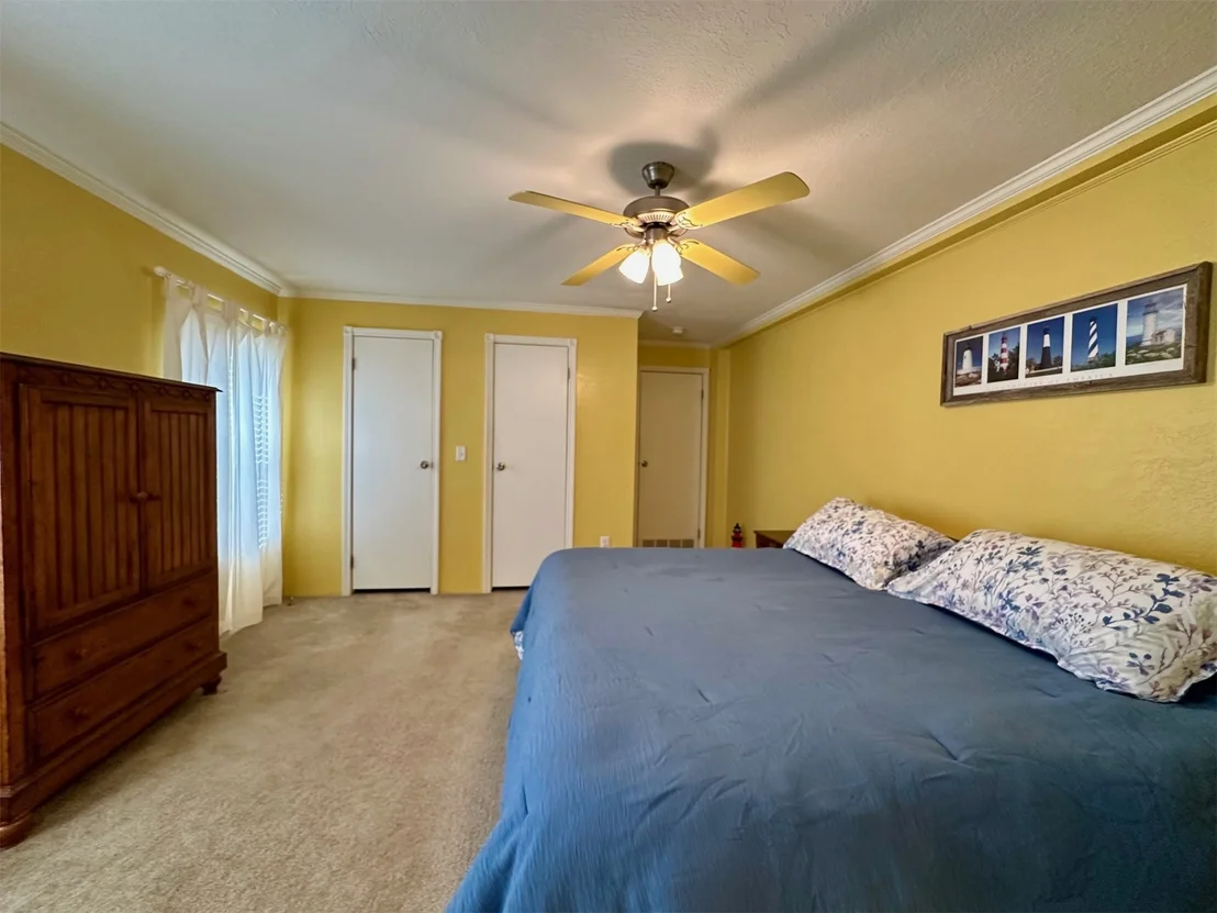 Photo of 3943 Surf Road