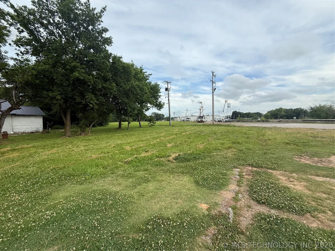 Photo of 100 W Cedar Street
