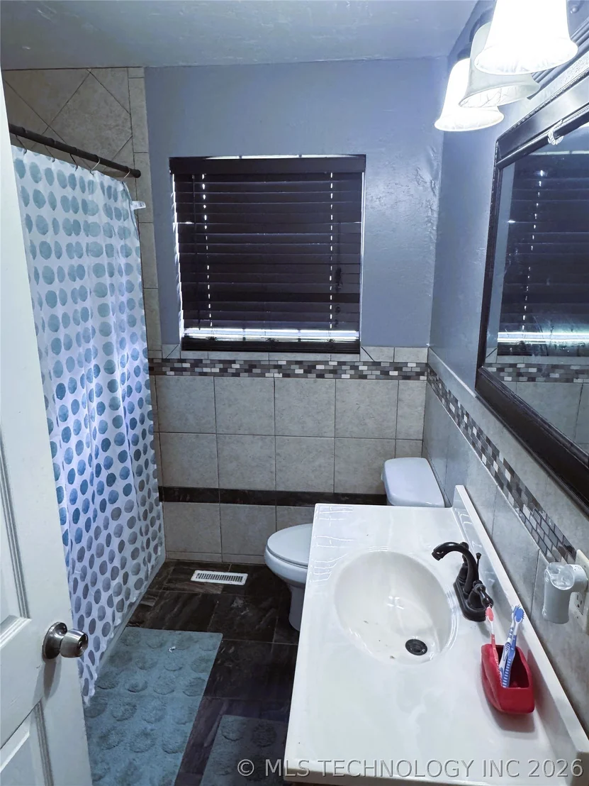 Photo of 24508 Calhoun