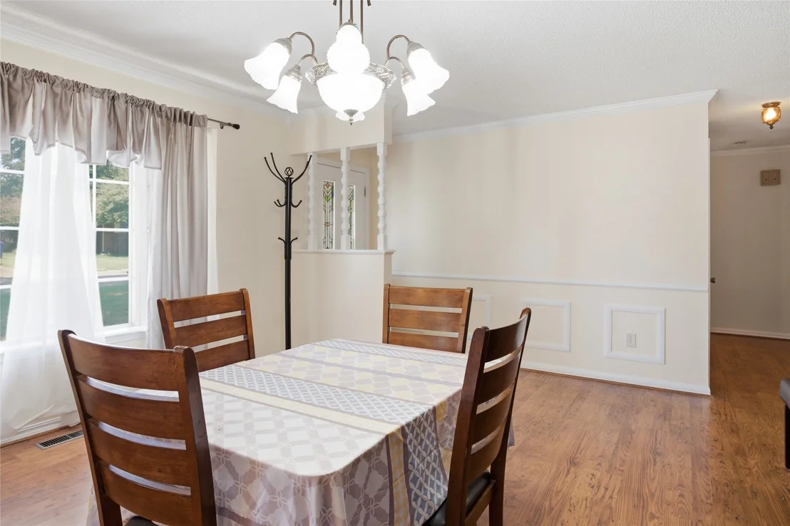 Photo of 8217 Meadow Drive