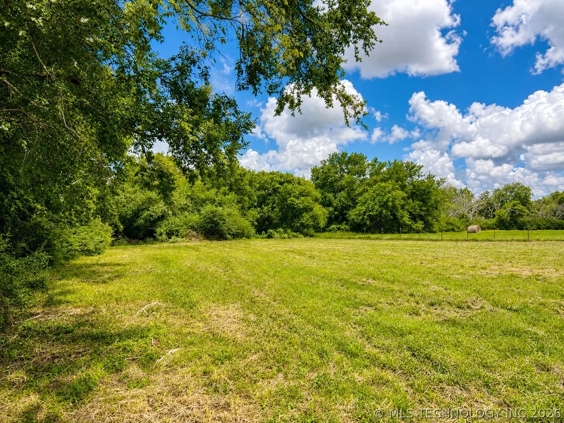 Photo of 19183 S Prairie Bell Road