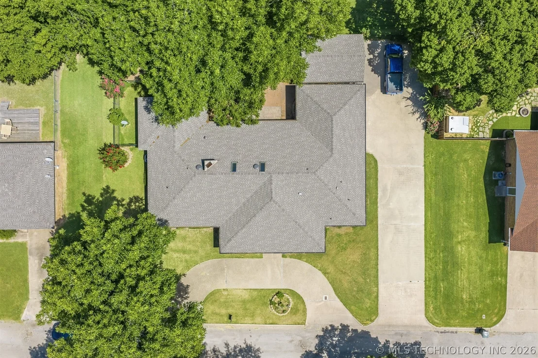Photo of 521 Circle Drive