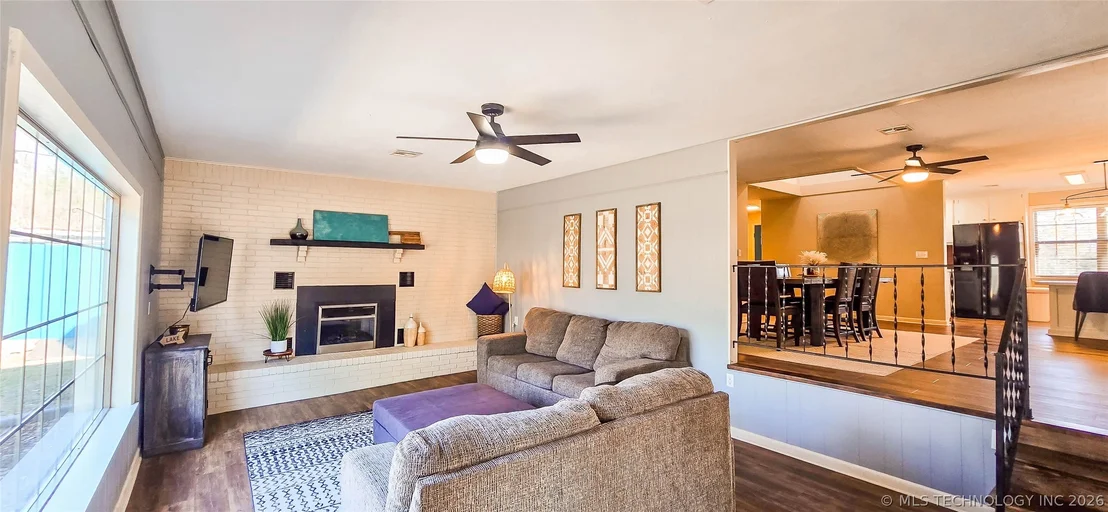 Photo of 1614 Sherwood Road