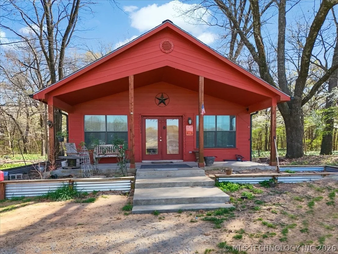 Photo of 2576 Winnett Road