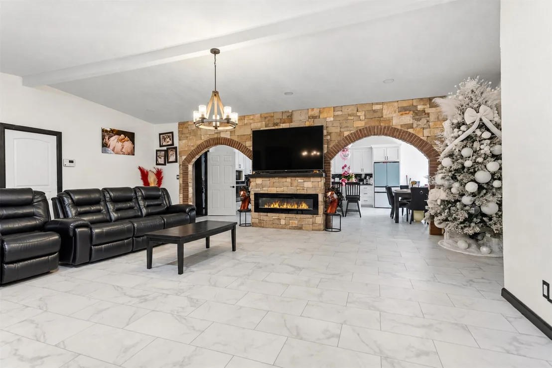 Photo of 4747 Springdale Road