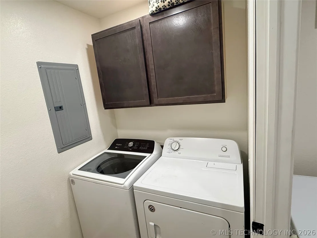 Photo of 989 Sequoyah Drive