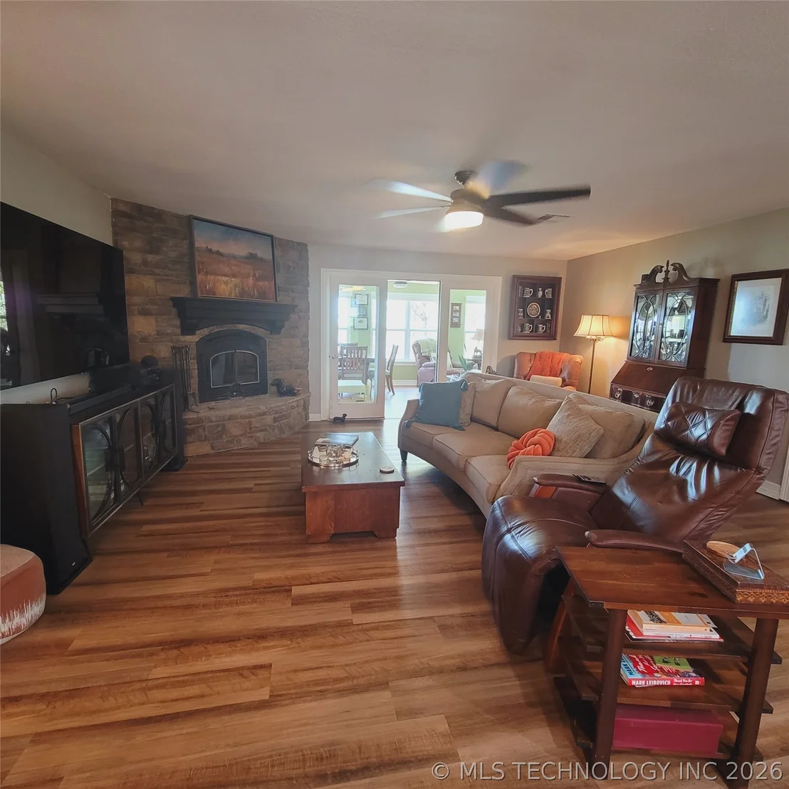 Photo of 324 Falcon Lane