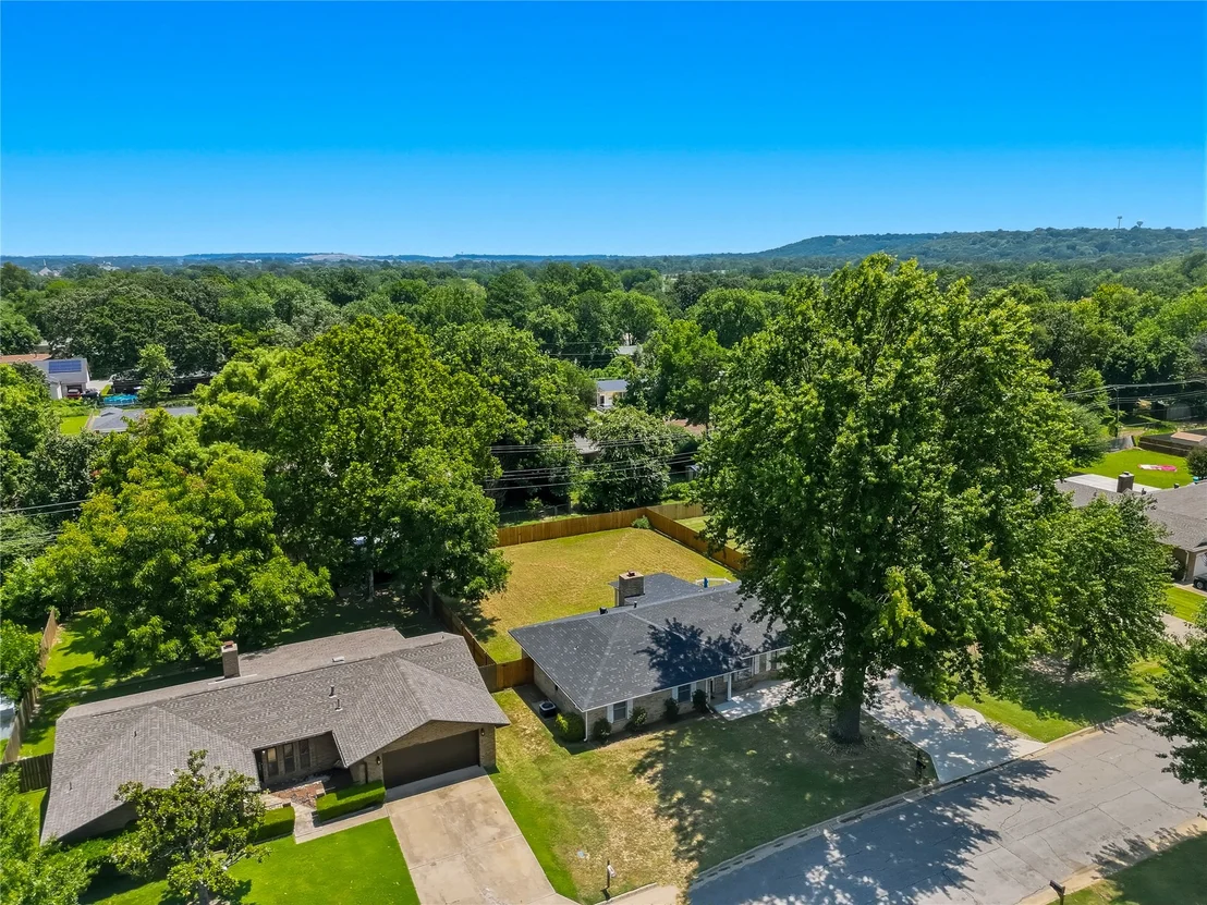 Photo of 8217 Meadow Drive