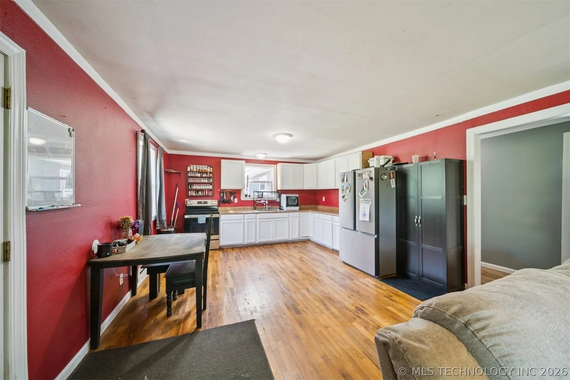 Photo of 237 N Chase Street