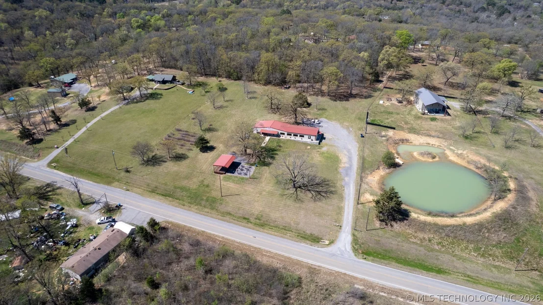 Photo of 3565 Sawmill Road