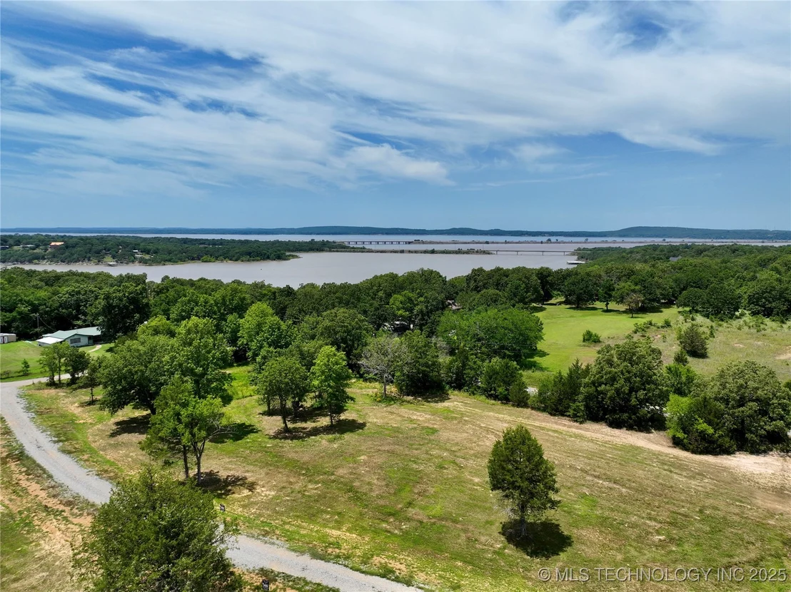 Photo of 18 Kathy Lane