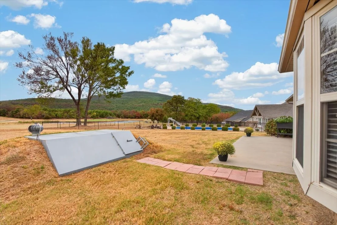 Photo of 23570 Wolf Valley Road