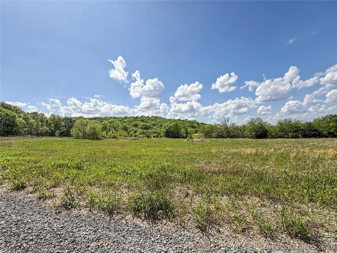 Photo of 420 S Thunder Road