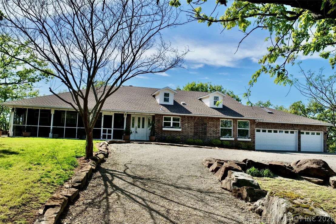 Photo of 324 Falcon Lane