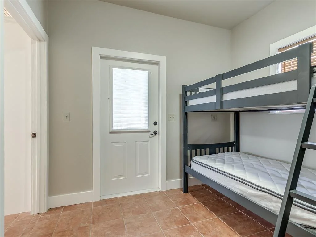 Photo of 1656 McNally Road