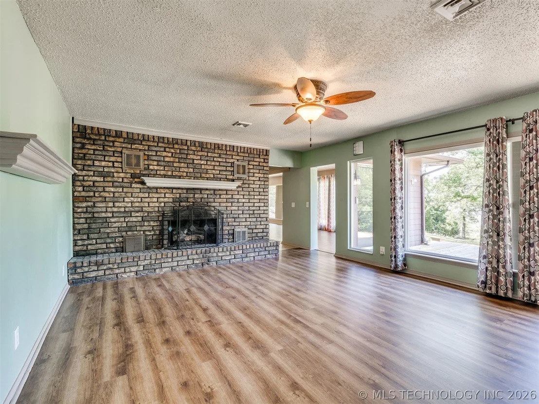 Photo of 1082 Gaines Creek Loop