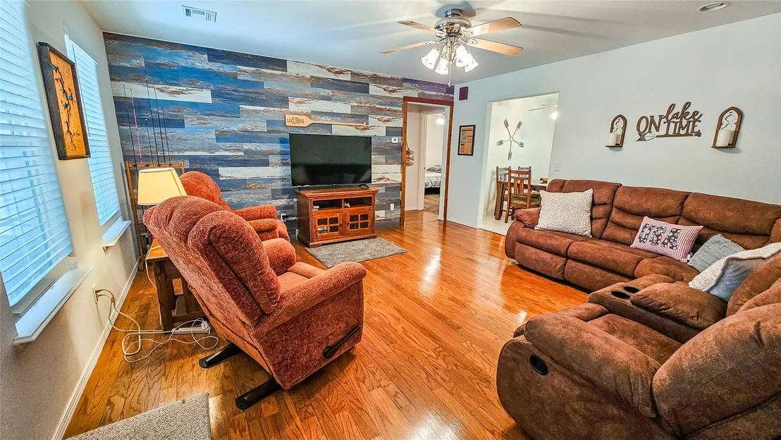 Photo of 12 Granite Circle