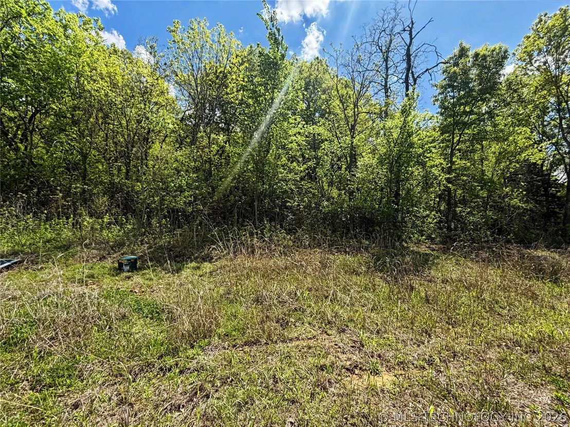 Photo of 417 S Thunder Road