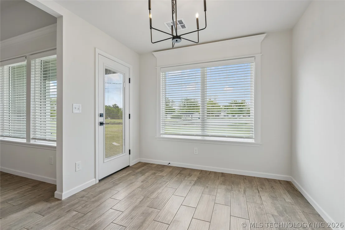 Photo of 1121 E Cherry Street