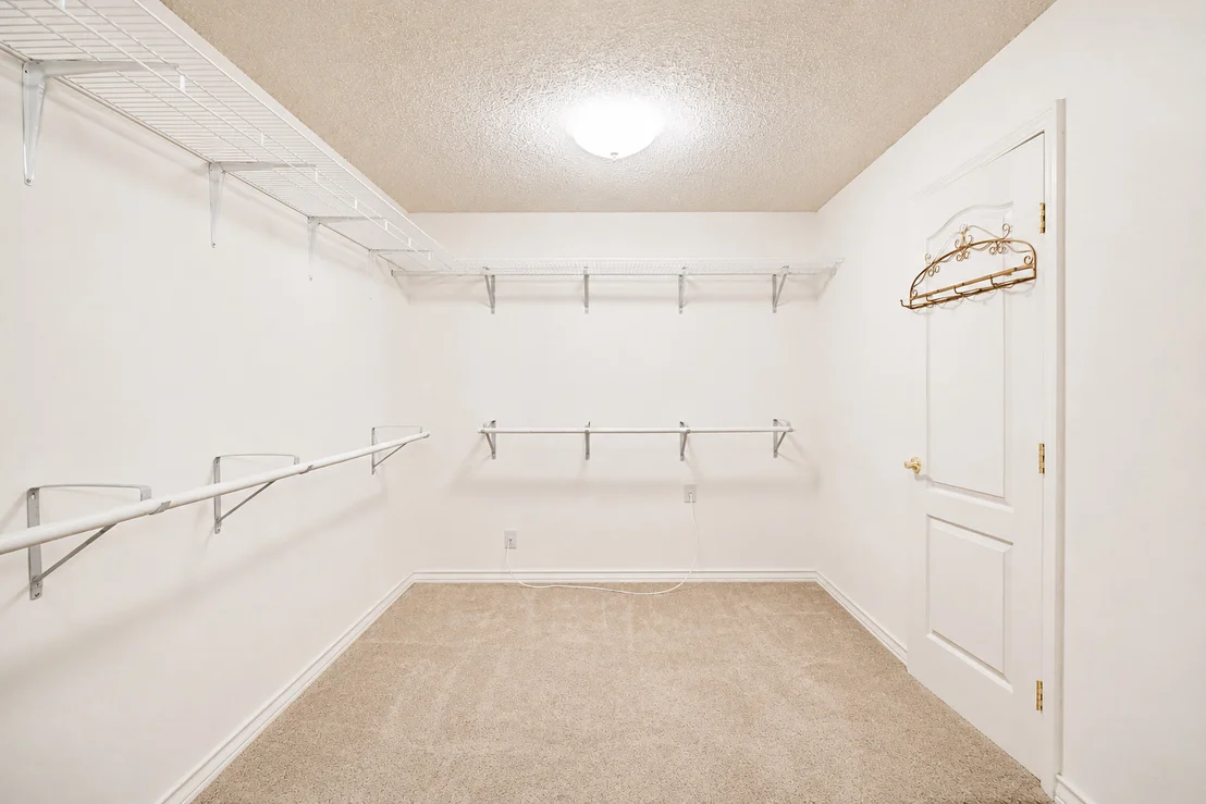Photo of 3260 Howard Road